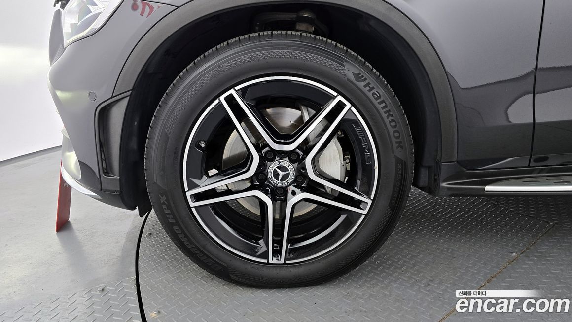 Mercedes-Benz GLC-Class 2022