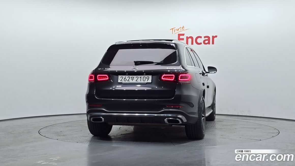 Mercedes-Benz GLC-Class 2022