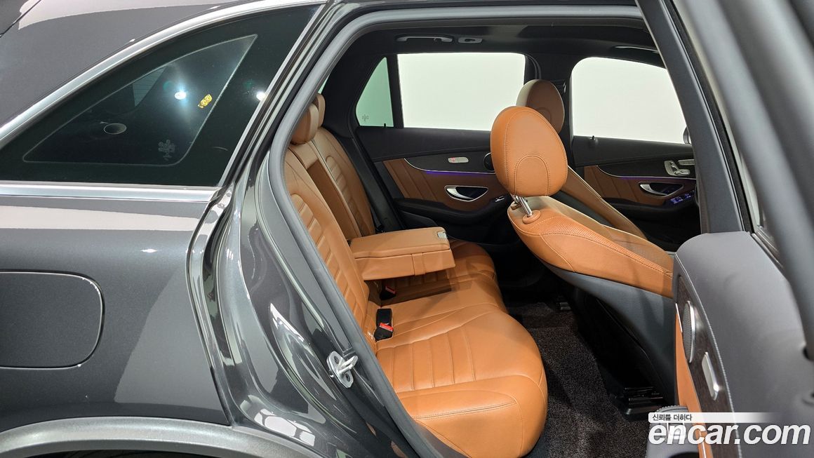 Mercedes-Benz GLC-Class 2022