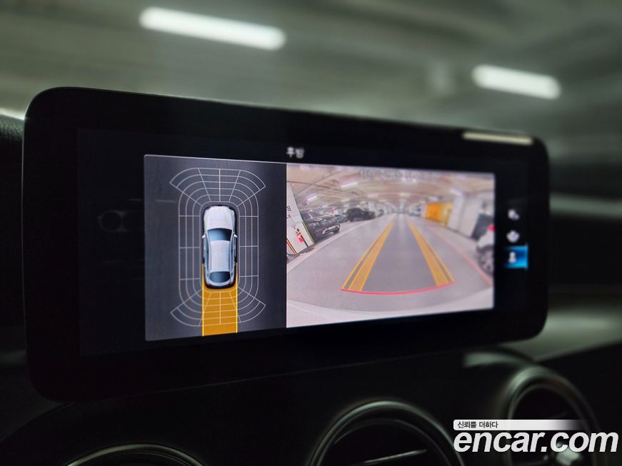 Mercedes-Benz GLC-Class 2021