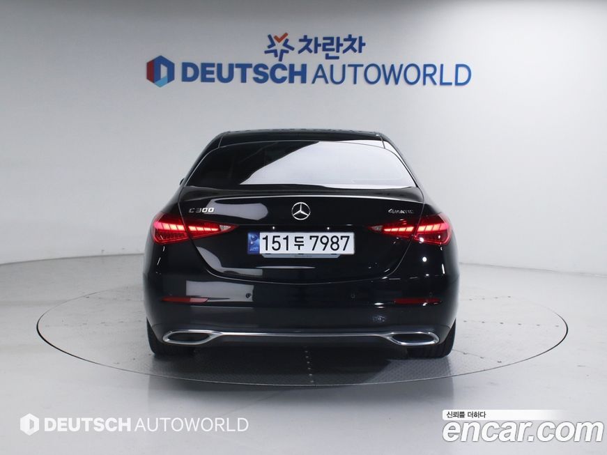 Mercedes-Benz C-Class 2024