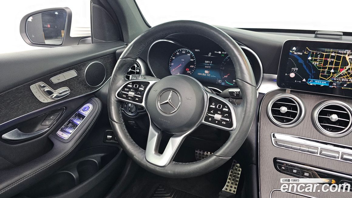 Mercedes-Benz GLC-Class 2021