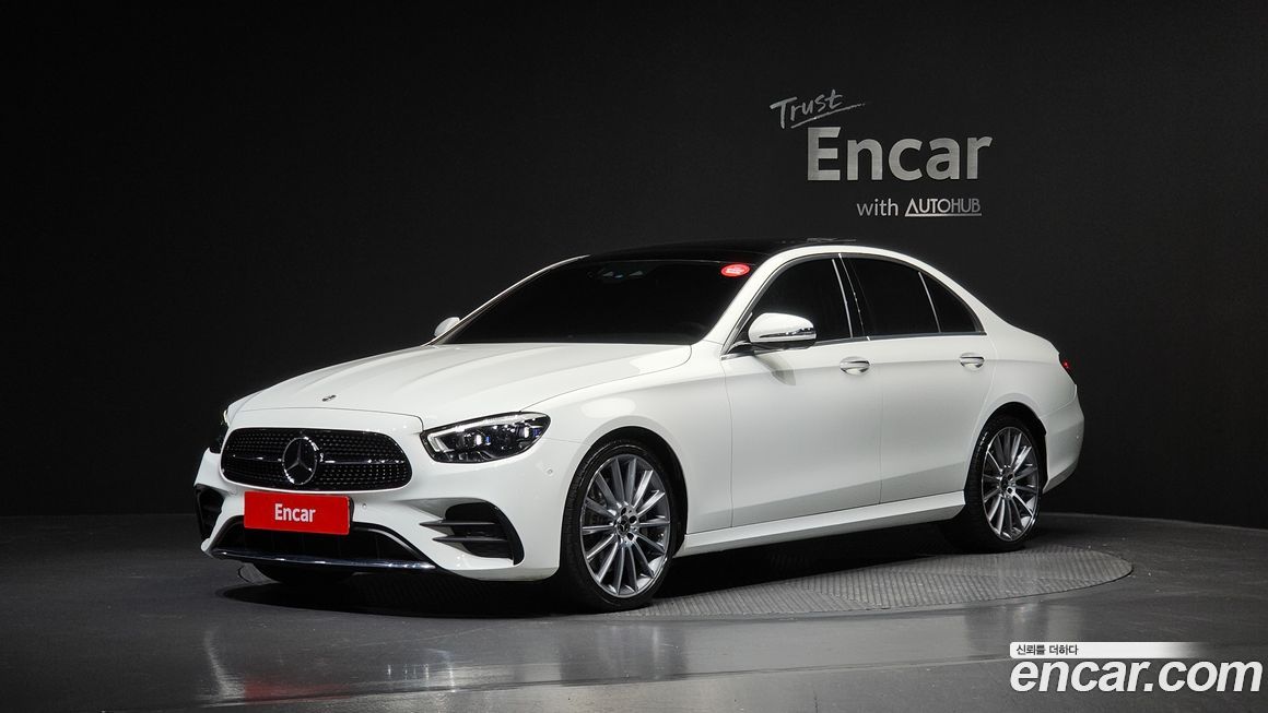 Mercedes-Benz E-Class 2022