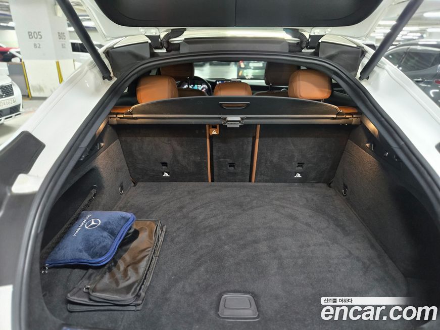 Mercedes-Benz GLC-Class 2021