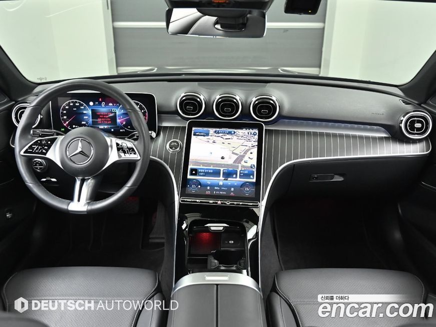 Mercedes-Benz C-Class 2024