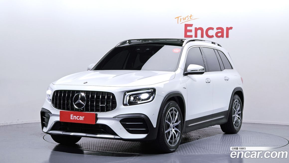 Mercedes-Benz GLB-Class 2023