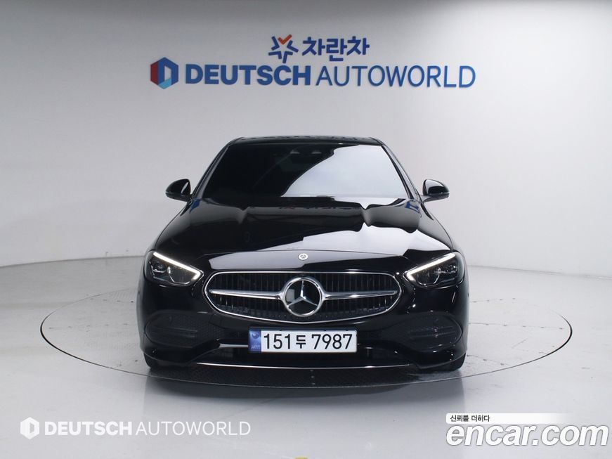 Mercedes-Benz C-Class 2024