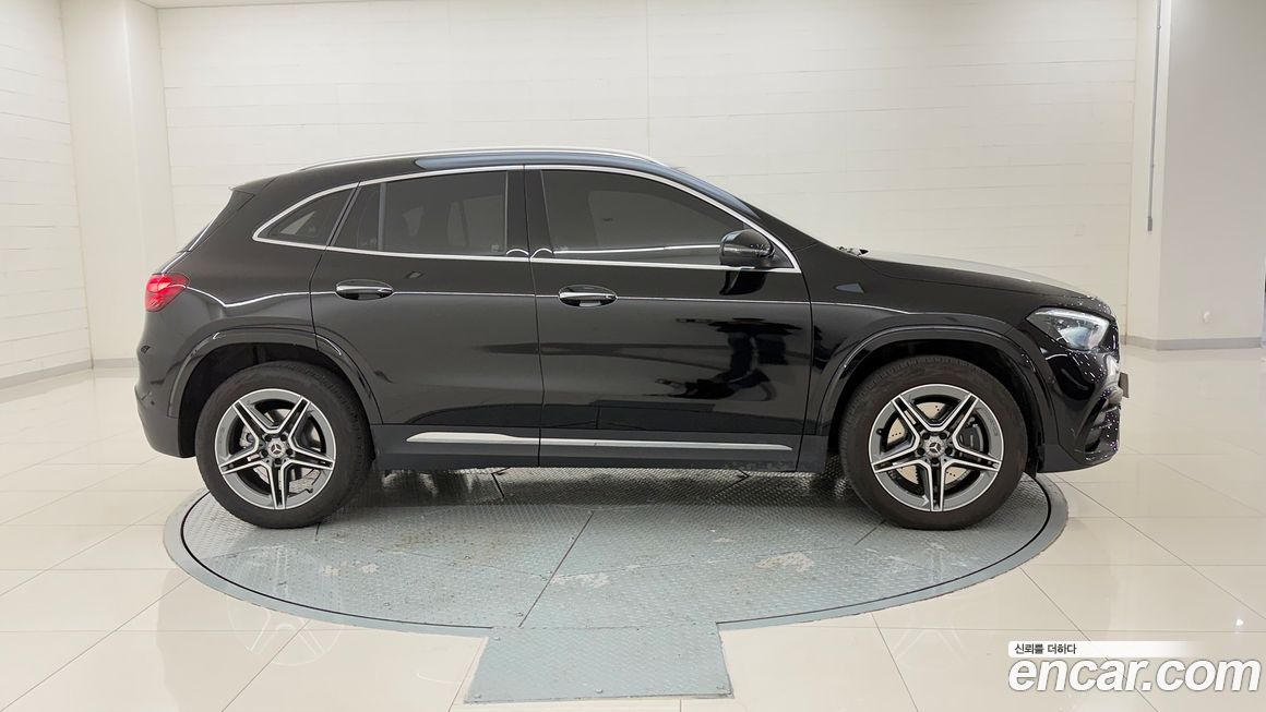 Mercedes-Benz GLA-Class 2025