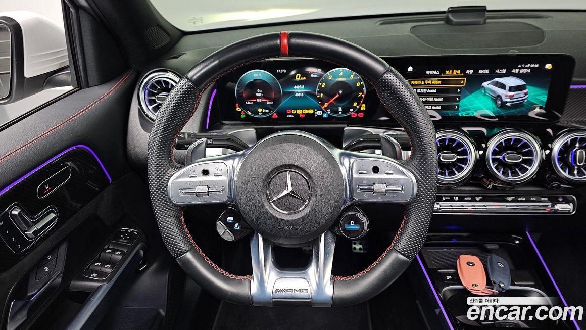 Mercedes-Benz GLB-Class 2023