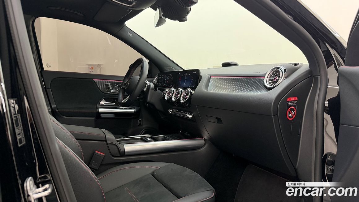 Mercedes-Benz GLA-Class 2025