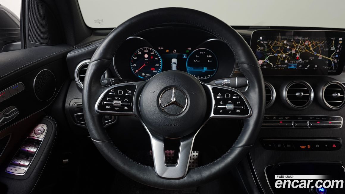 Mercedes-Benz GLC-Class 2022