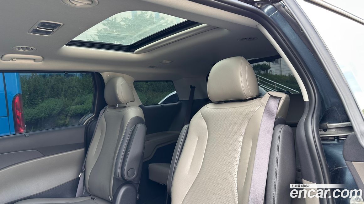 Kia Canival 2024