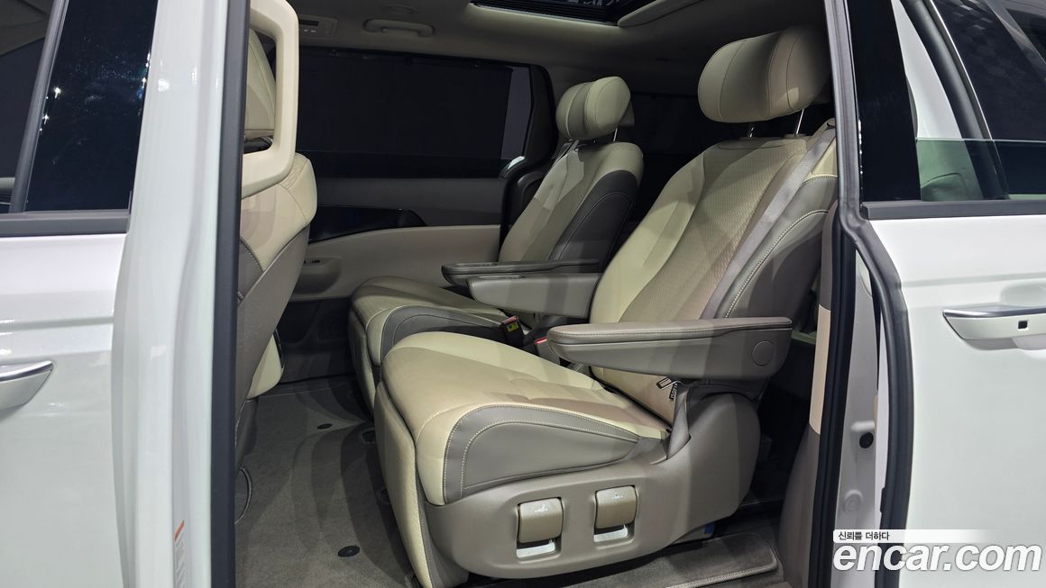 Kia Canival 2024
