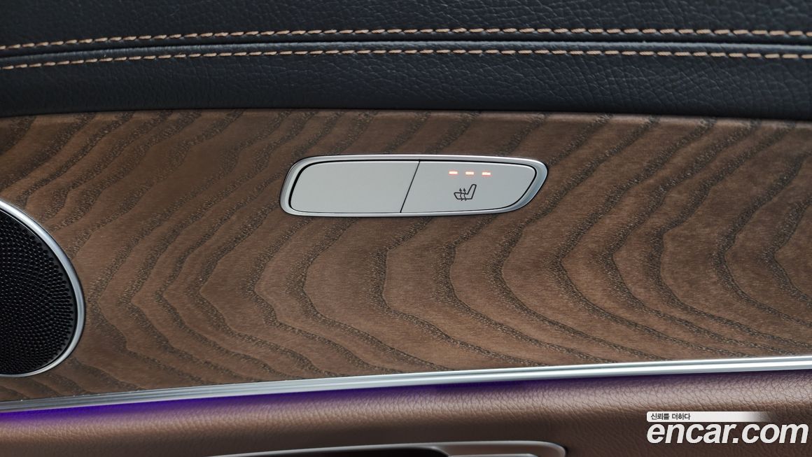 Mercedes-Benz E-Class 2022