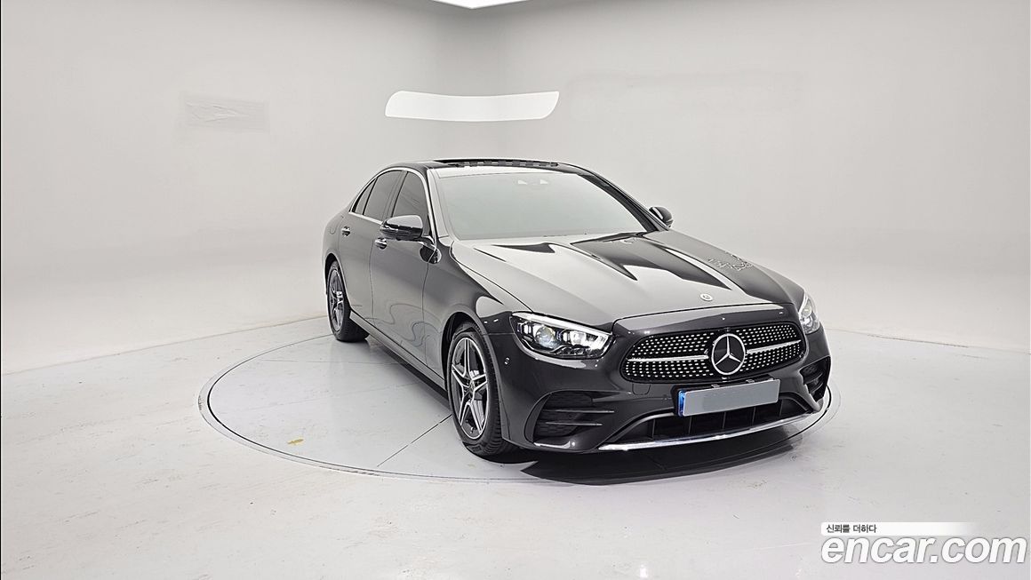 Mercedes-Benz E-Class 2023