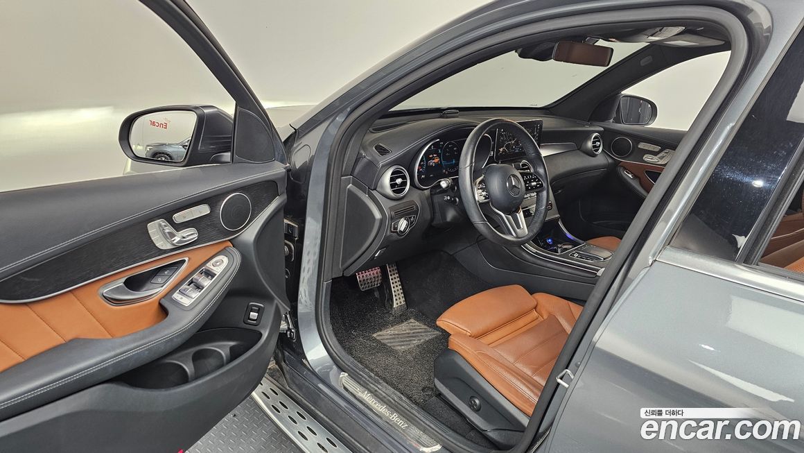 Mercedes-Benz GLC-Class 2022