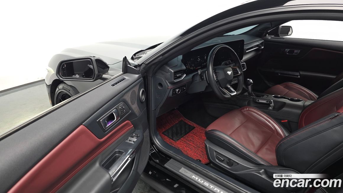 Ford Mustang 2024