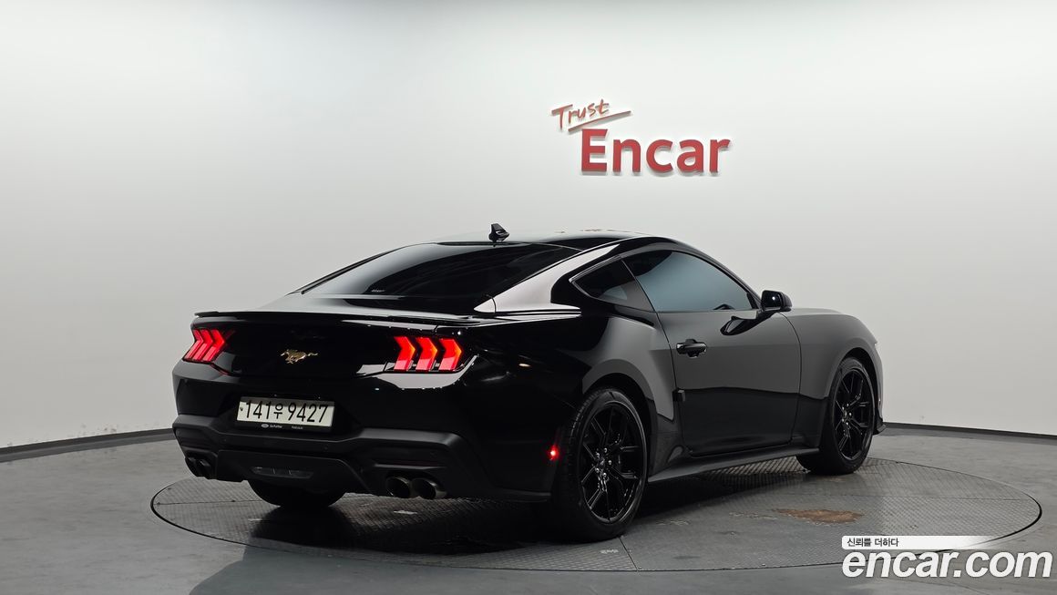 Ford Mustang 2024