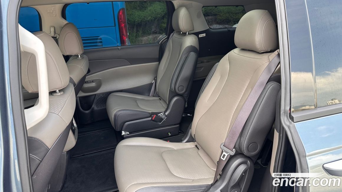 Kia Canival 2024