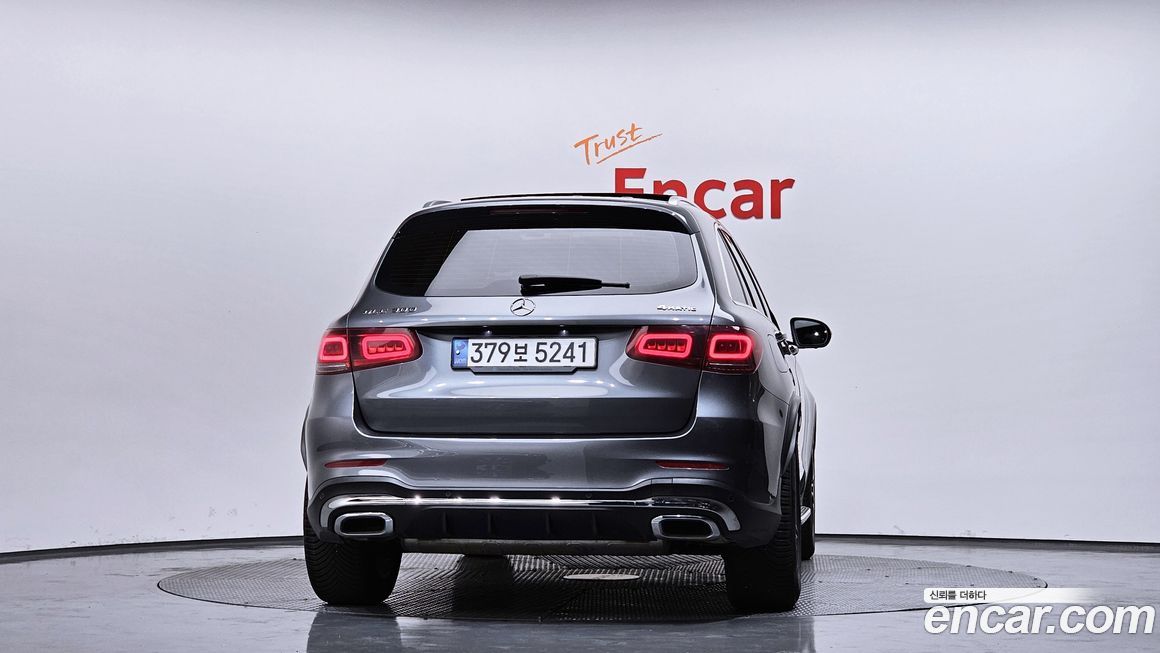 Mercedes-Benz GLC-Class 2022