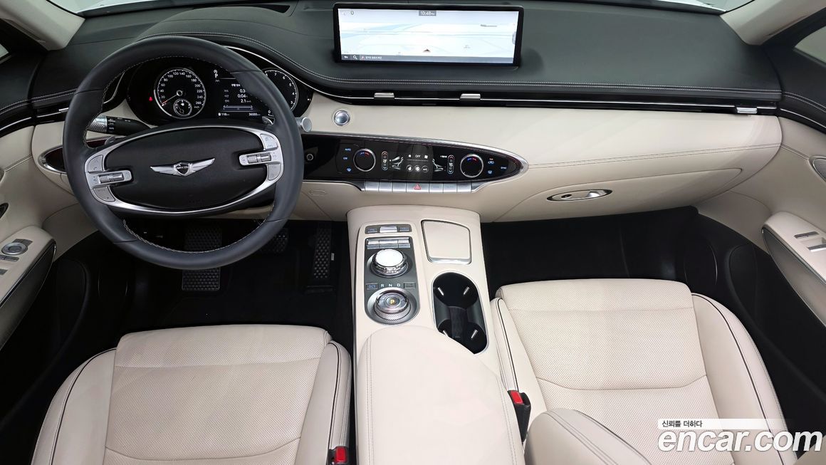 Genesis GV70 2024