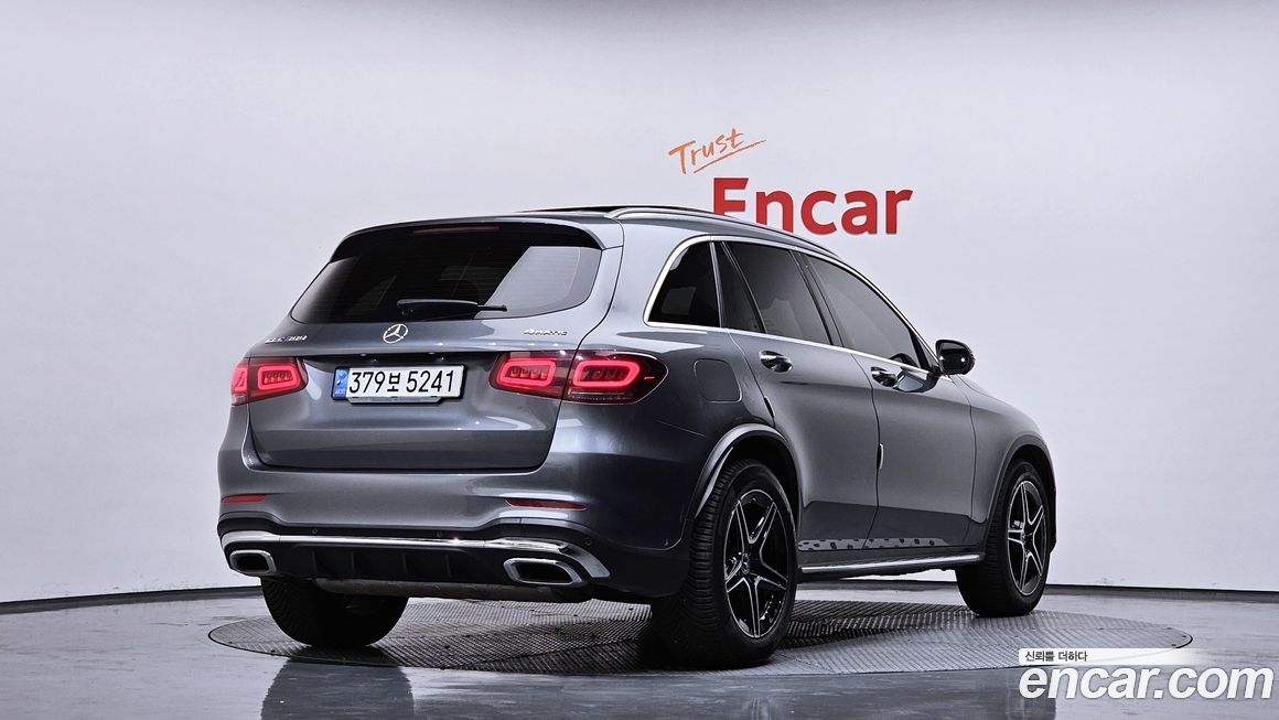 Mercedes-Benz GLC-Class 2022