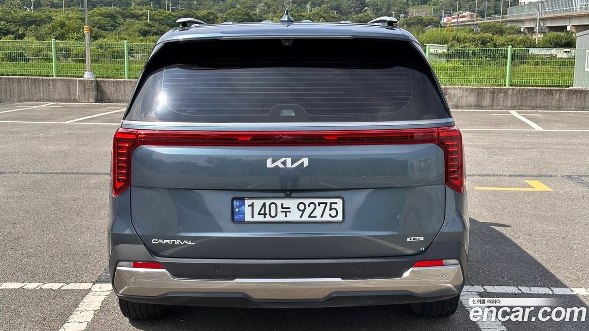 Kia Canival 2024
