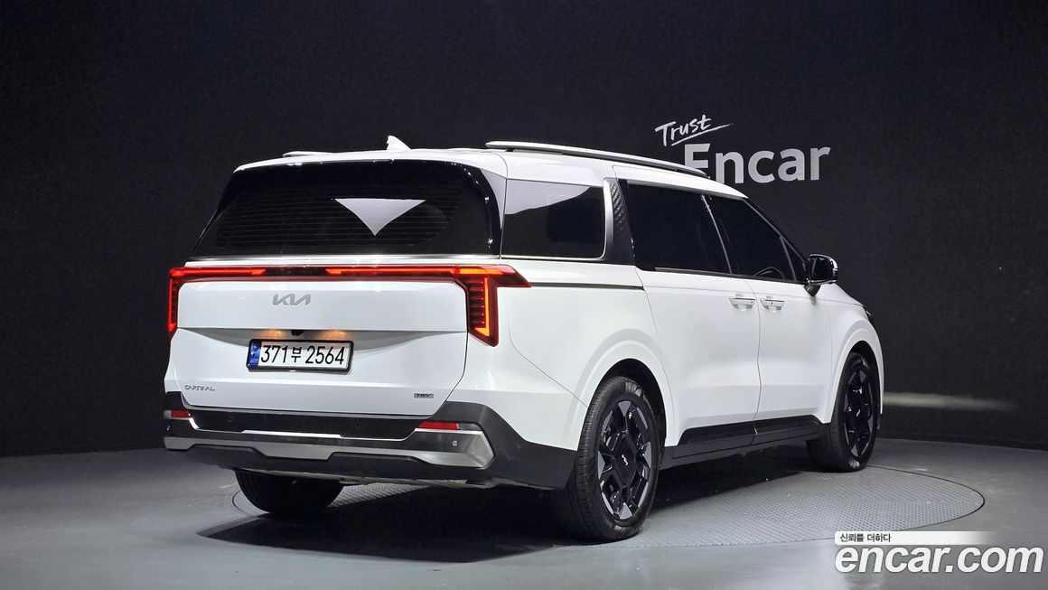 Kia Canival 2024