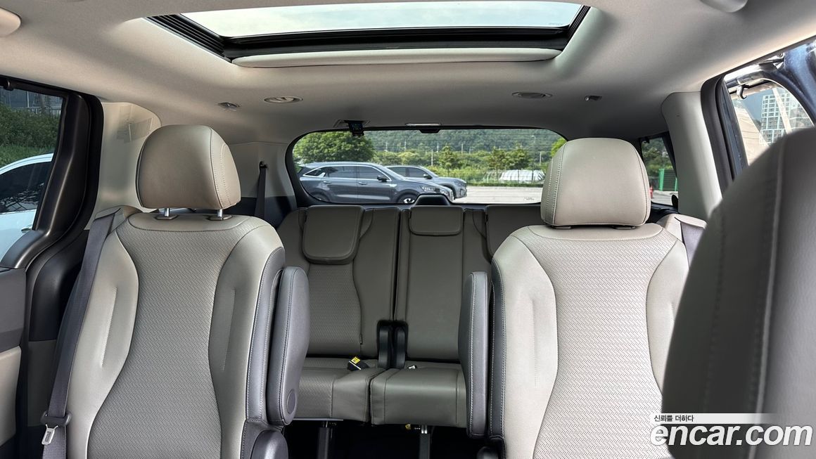 Kia Canival 2024