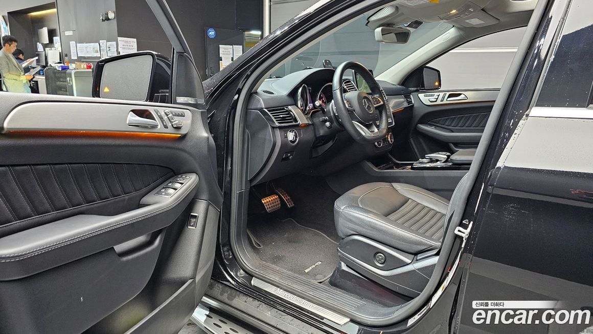 Mercedes-Benz GLE-Class 2017