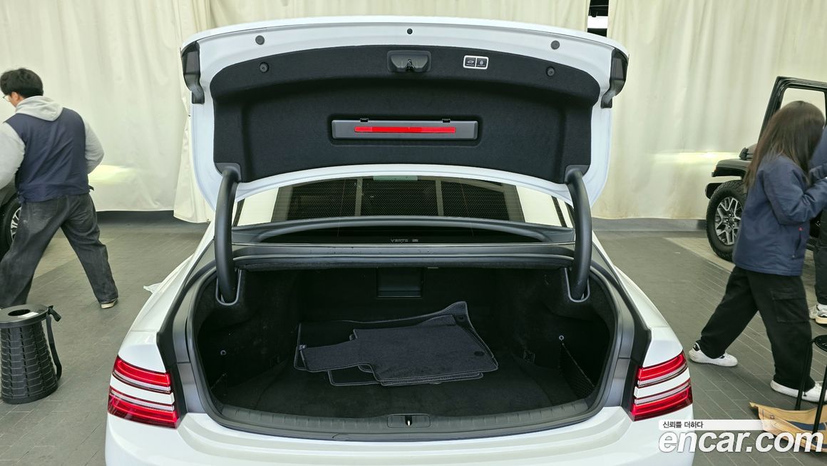 Genesis G80 2024