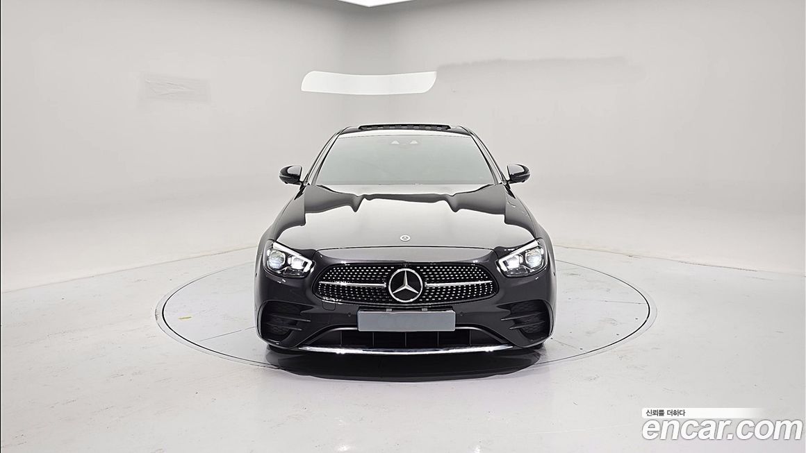 Mercedes-Benz E-Class 2023
