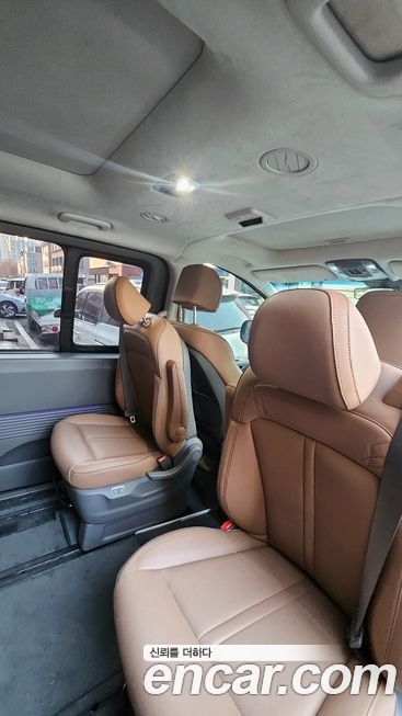 Hyundai Staria 2023