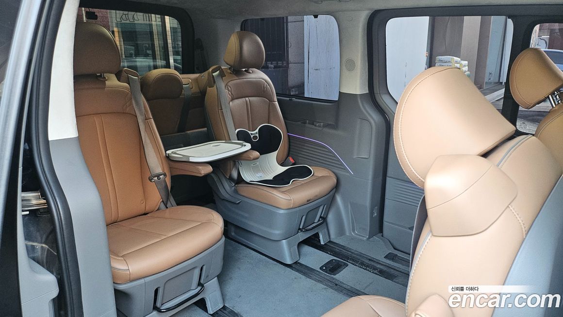 Hyundai Staria 2023