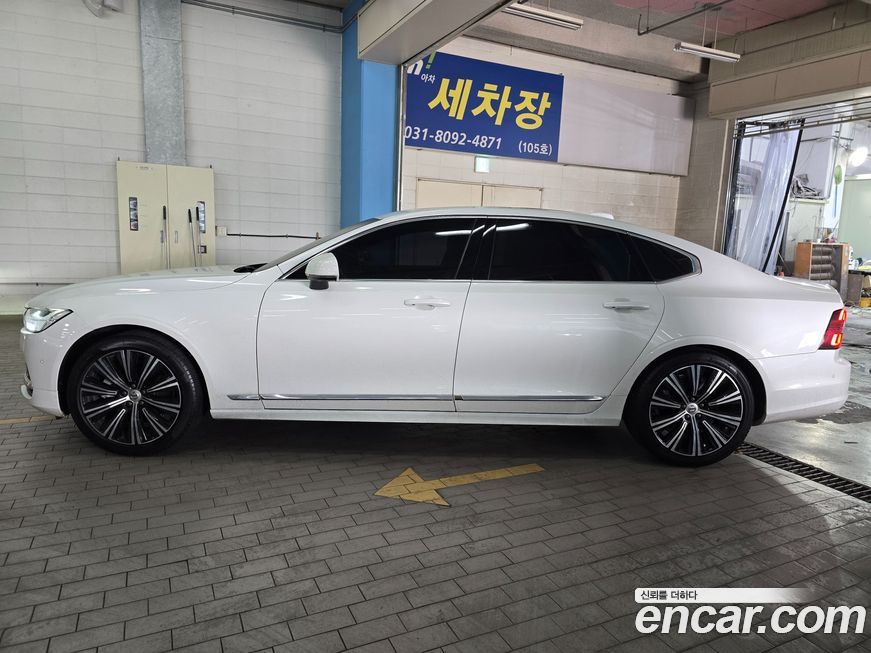 Volvo S90 2024