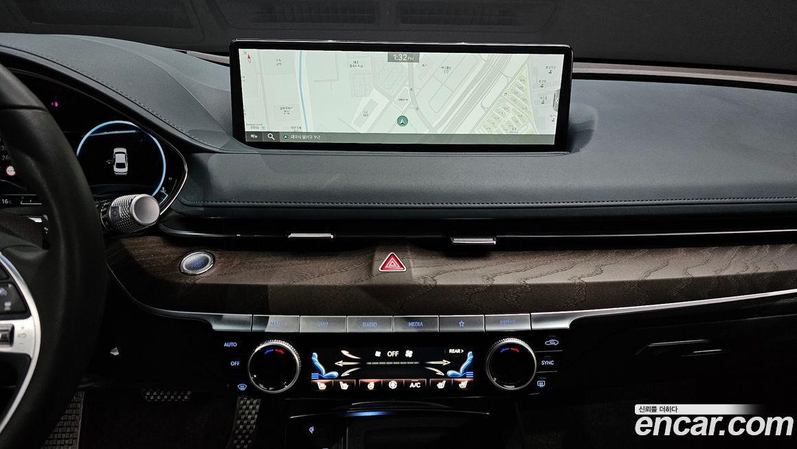 Genesis G80 2023