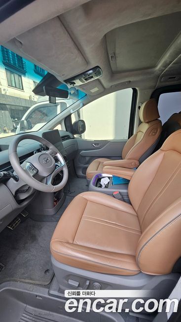 Hyundai Staria 2023
