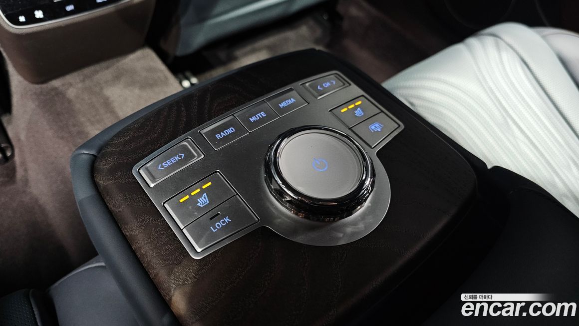 Genesis G80 2023