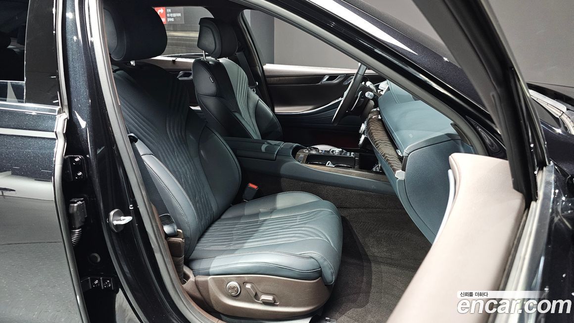 Genesis G80 2023