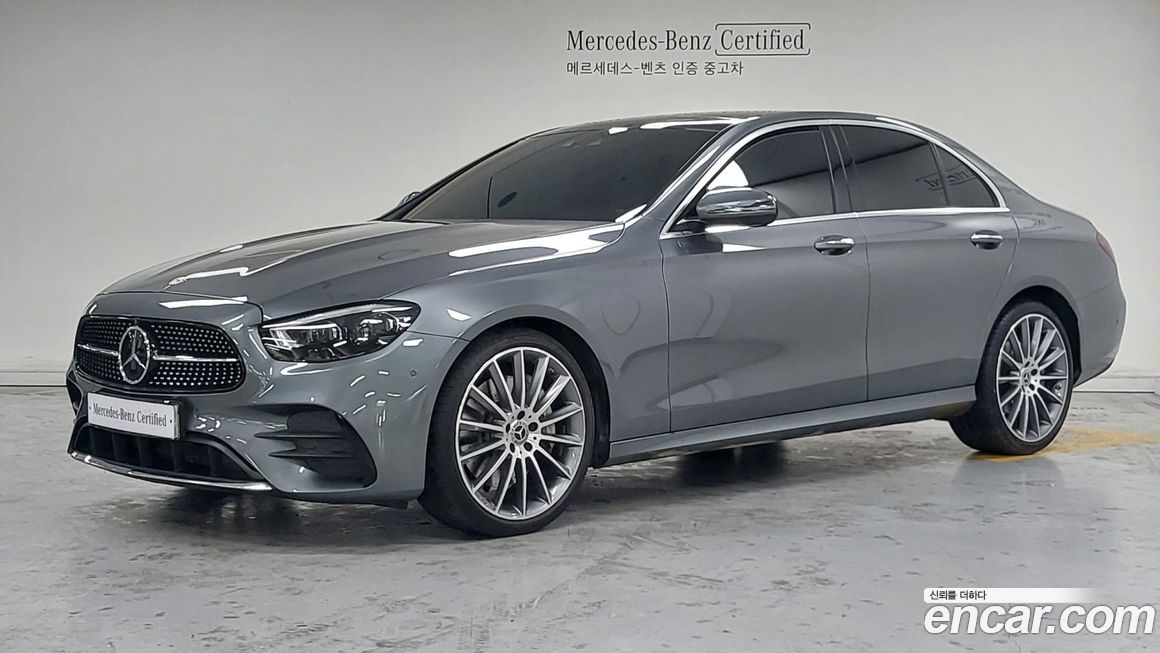 Mercedes-Benz E-Class 2022