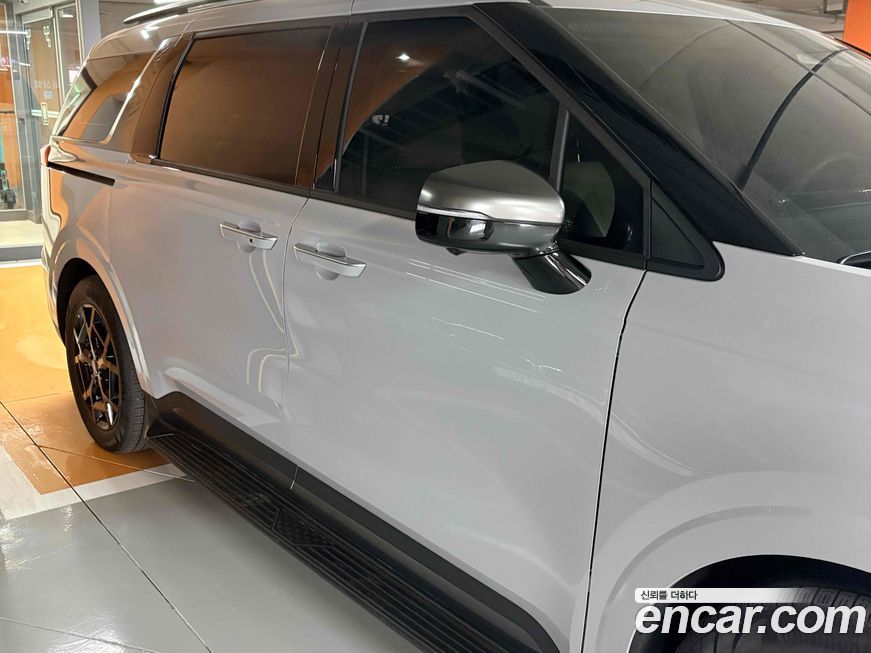 Kia Canival 2025