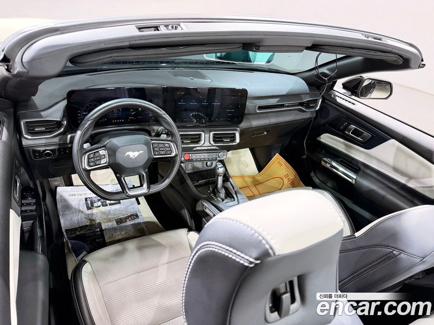 Ford Mustang 2024