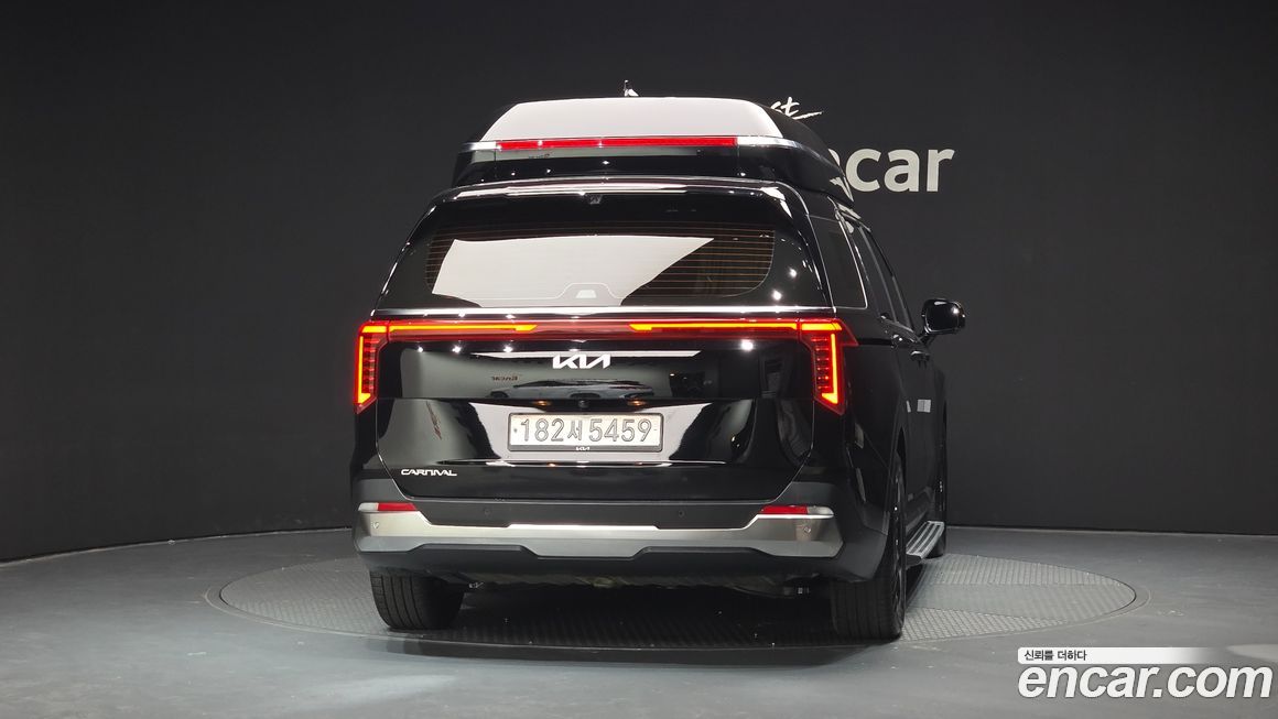 Kia Canival 2024
