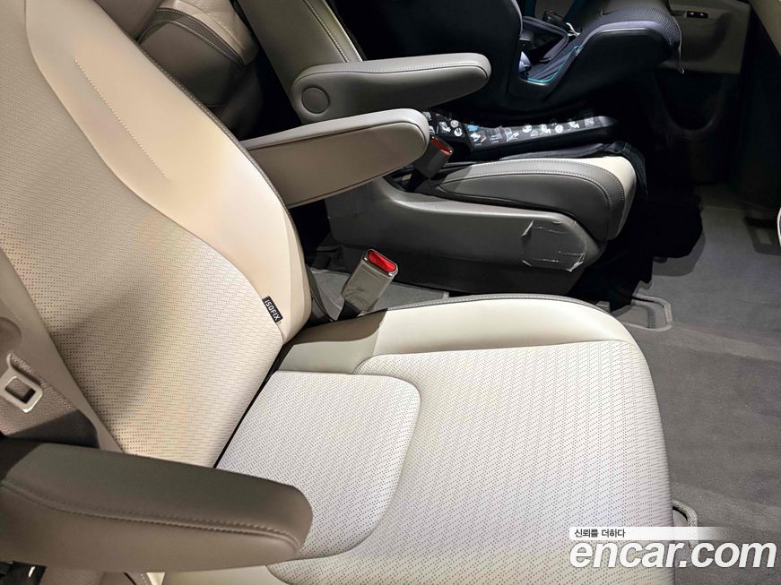 Kia Canival 2025