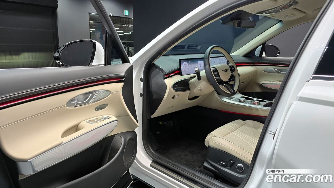 Genesis GV70 2025