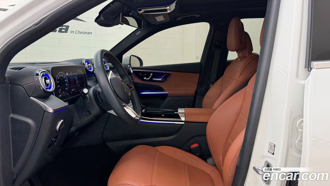 Mercedes-Benz GLC-Class 2023