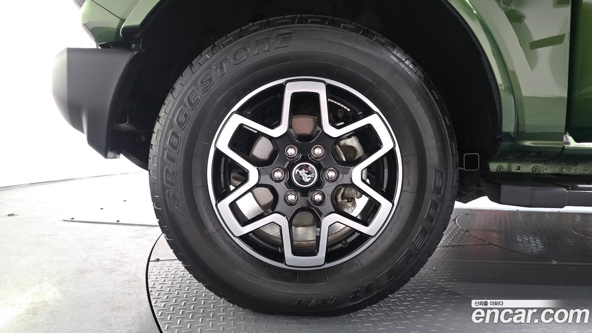 Ford Bronco 2023