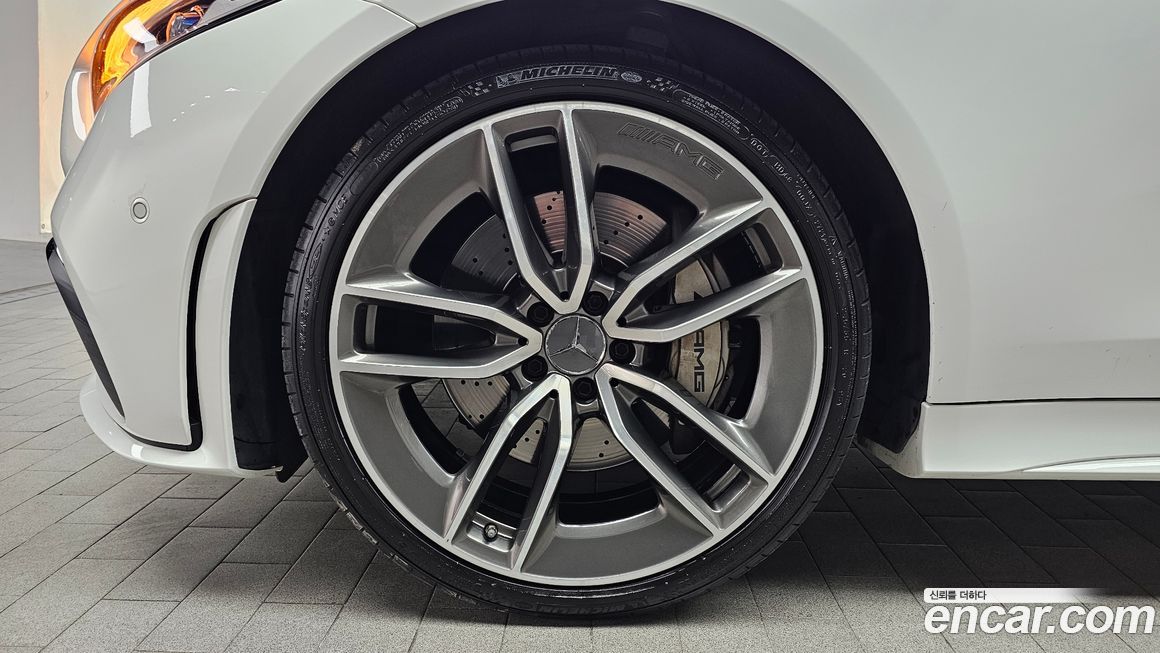 Mercedes-Benz CLS-Class 2021
