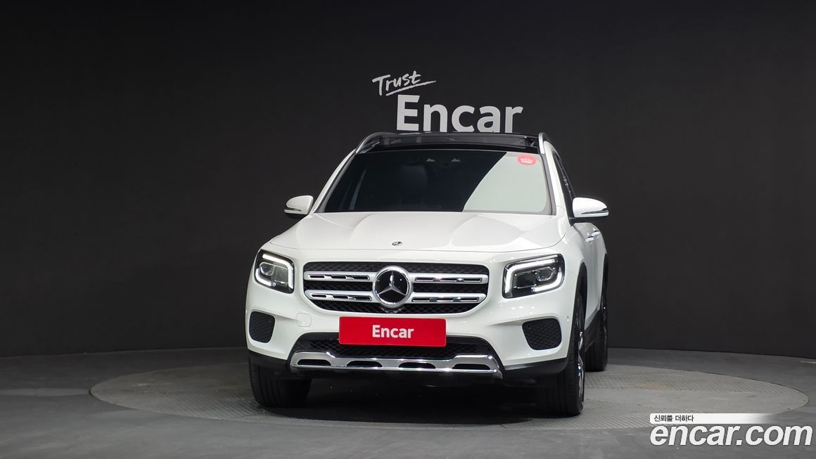 Mercedes-Benz GLB-Class 2022