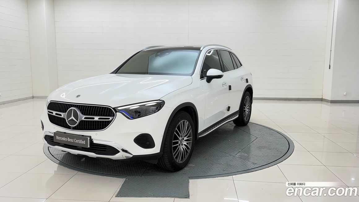 Mercedes-Benz GLC-Class 2023